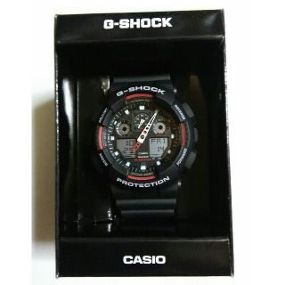 ジーショック(G-SHOCK)の新品！　Gショック　ベッカム愛用品の色違い　デジアナ腕時計　GA-100-1A4(腕時計(アナログ))