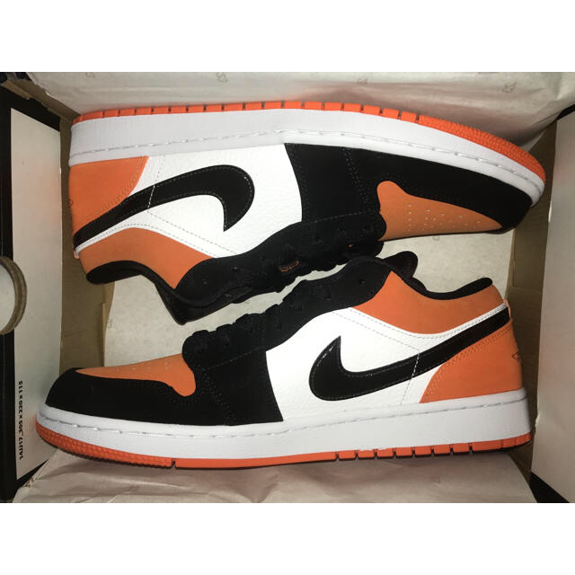 NIKE(ナイキ)のNIKE JORDAN 1 LOW “SHATTERED BACKBOARD” メンズの靴/シューズ(スニーカー)の商品写真