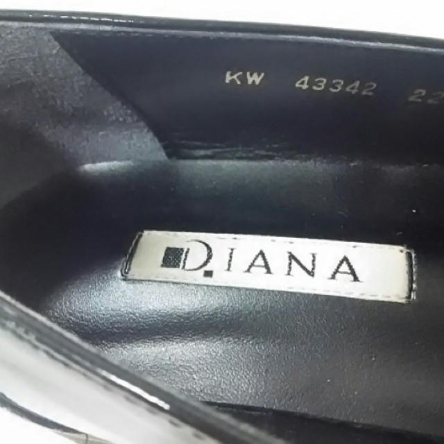 DIANA(ダイアナ)のダイアナ エナメルローファー レディースの靴/シューズ(ローファー/革靴)の商品写真