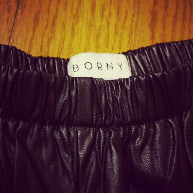 BORNY(ボルニー)のBORNY ショートパンツ レディースのパンツ(ショートパンツ)の商品写真