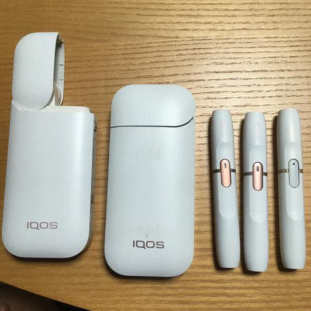 ジャンク品　iQOS メンズのファッション小物(タバコグッズ)の商品写真