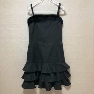 セシルマクビー(CECIL McBEE)の【一度のみ着用】セシルマクビー ファー付きワンピース(ミニワンピース)