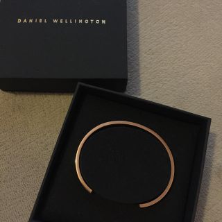 ダニエルウェリントン(Daniel Wellington)のダニエルウェリントン バングル ローズゴールドS(ブレスレット/バングル)