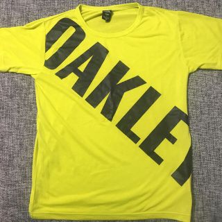 オークリー(Oakley)の【試着のみ】オークリー☆Tシャツ(トレーニング用品)