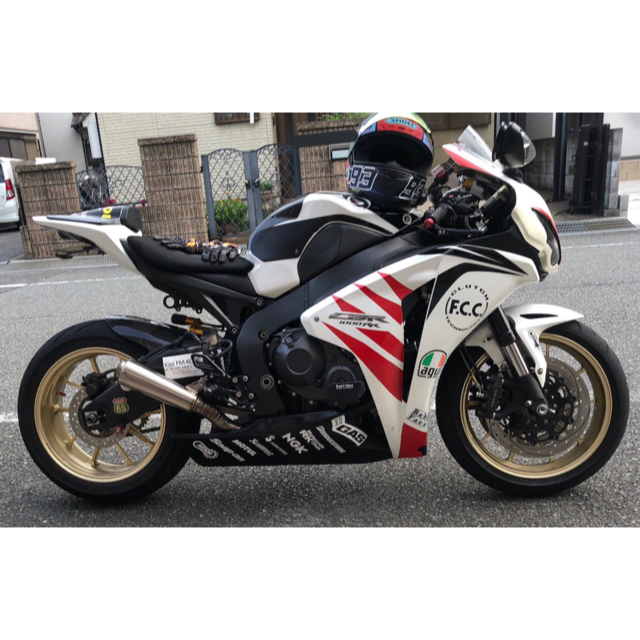 Cbr1000rr Sc59前期用マフラーの通販 By Yuukirx7 S Shop ラクマ