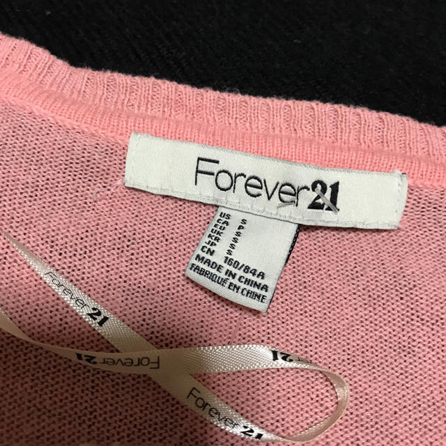 FOREVER 21(フォーエバートゥエンティーワン)のForever 21 フォーエバー21 カーディガン レディースのトップス(カーディガン)の商品写真