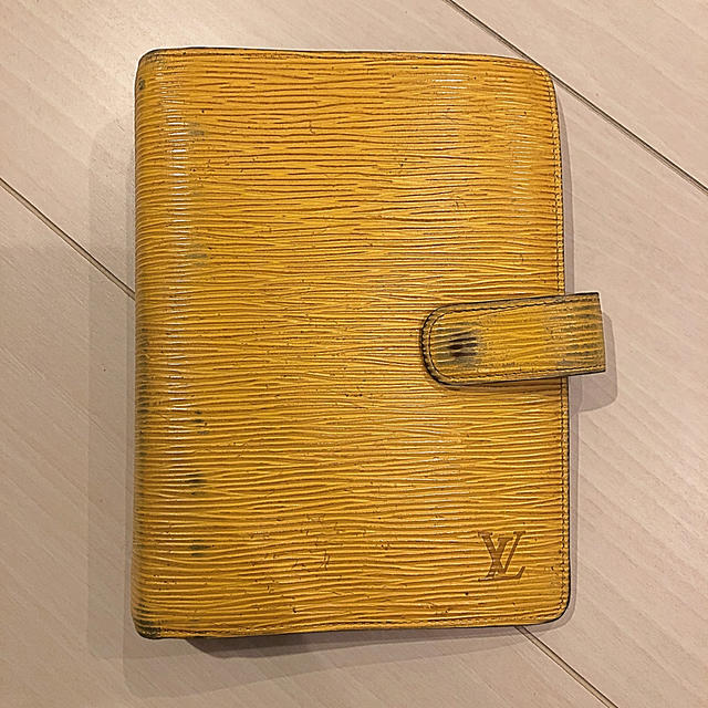 LOUIS VUITTON(ルイヴィトン)のLOUISVUITTON 手帳 インテリア/住まい/日用品の文房具(その他)の商品写真