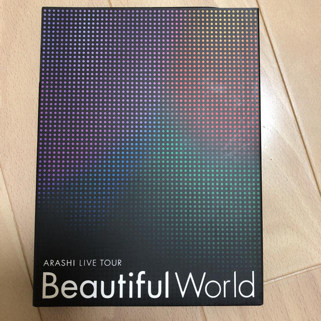 嵐(アラシ)のARASHI LIVE TOUR Beautiful World 【初回限定盤】 エンタメ/ホビーのDVD/ブルーレイ(ミュージック)の商品写真