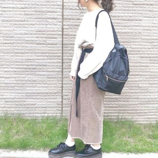 ダブルクローゼット(w closet)のw closet ベルト付きコーデュロイウエストギャザースカート_ ¥5,390(ロングスカート)