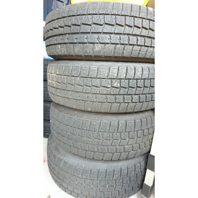 DUNLOP(ダンロップ)のスタッドレス 195/65R15 自動車/バイクの自動車(タイヤ・ホイールセット)の商品写真