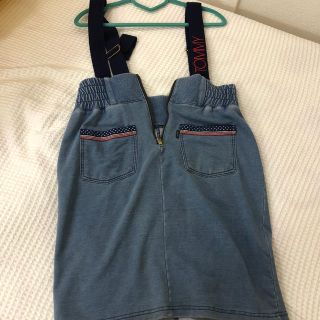 トミーヒルフィガー(TOMMY HILFIGER)のトミーヒルフィガー　サスペンダー付きタイトデニムスカート(ひざ丈スカート)