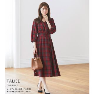 トッコ(tocco)のレトロフェミニンに装うベルト付きチェック柄カシュクールワンピース(ロングワンピース/マキシワンピース)