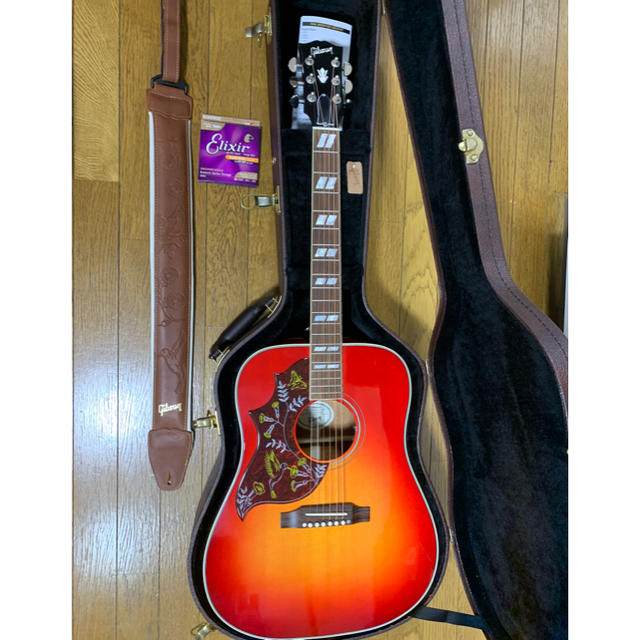 Gibson(ギブソン)のGibson Hummingbird Lefty 2018 左利き用　ギブソン 楽器のギター(アコースティックギター)の商品写真