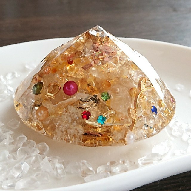 ダイヤモンド☆オルゴナイト ハンドメイドのインテリア/家具(インテリア雑貨)の商品写真