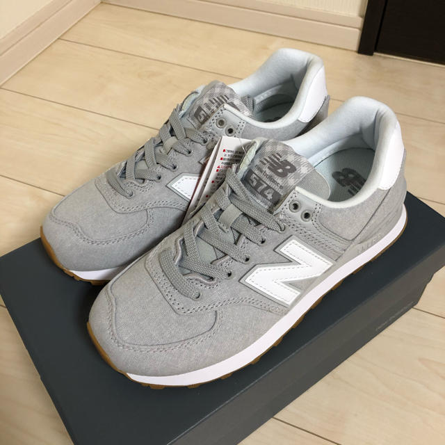 New Balance(ニューバランス)のさゆ様専用　箱無し発送　WL574SKD 23.5 ニューバランス スニーカー レディースの靴/シューズ(スニーカー)の商品写真