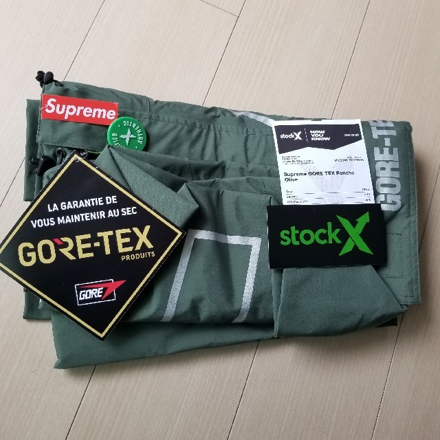 【未使用】Supreme  GORE-TEX poncho  S/M　Olive