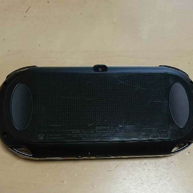 SONY　PS VITA  PCH-1100　ブラック 1