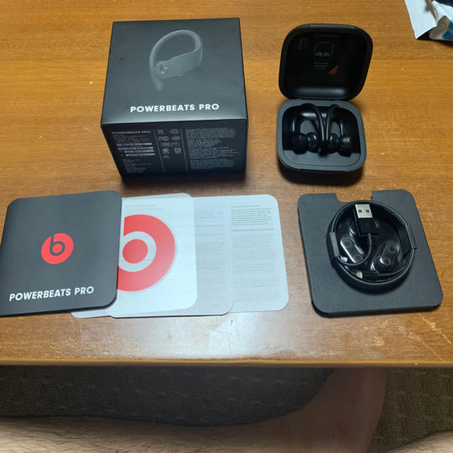 Apple - Powerbeats Pro black 黒