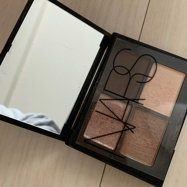 NARS アイシャドウ　パレット