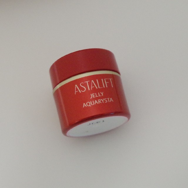 ASTALIFT(アスタリフト)のアスタリフト ジェリー アクアリスタ 20g コスメ/美容のスキンケア/基礎化粧品(美容液)の商品写真
