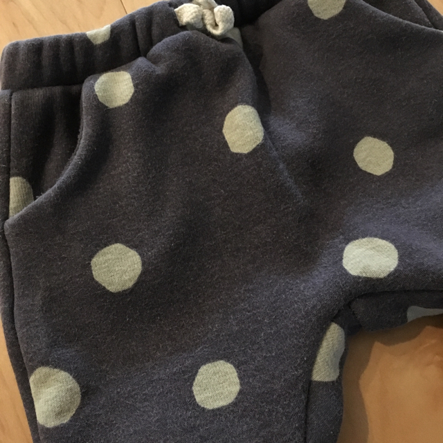 ZARA KIDS(ザラキッズ)のzara＊ドットパンツ キッズ/ベビー/マタニティのベビー服(~85cm)(パンツ)の商品写真