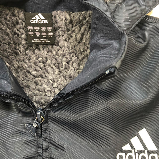 adidas(アディダス)の連休価格！アディダス　ジャンパー　130cm キッズ/ベビー/マタニティのキッズ服男の子用(90cm~)(ジャケット/上着)の商品写真