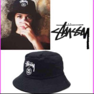 ステューシー(STUSSY)のSUTTUSYバケットハット(ハット)