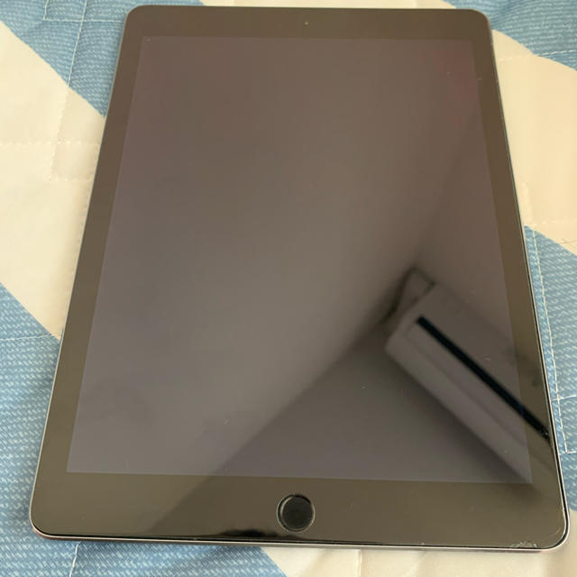 ipad air2 セルラーモデルPC/タブレット