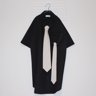 Yohji Yamamoto - ha/za/ma 定位置を忘れたシャツ 黒の通販 by