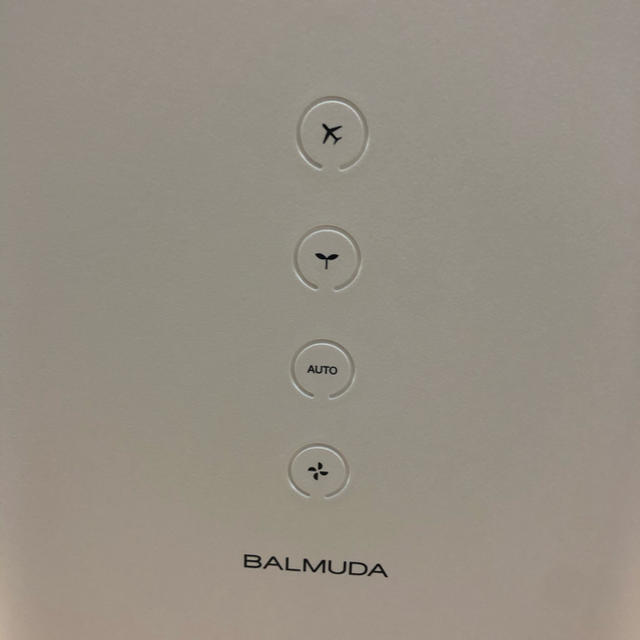 BALMUDA(バルミューダ)の［amane★さん専用］空気清浄機　バルミューダ  EJT-1100SD-WK  スマホ/家電/カメラの生活家電(空気清浄器)の商品写真