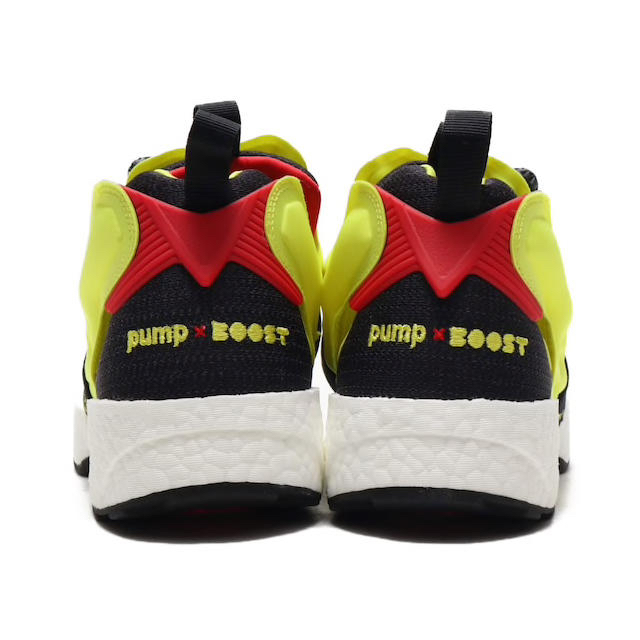 Reebok(リーボック)の★新品&完売品★Reebok INSTAPUMP FURY BOOST 26cm メンズの靴/シューズ(スニーカー)の商品写真