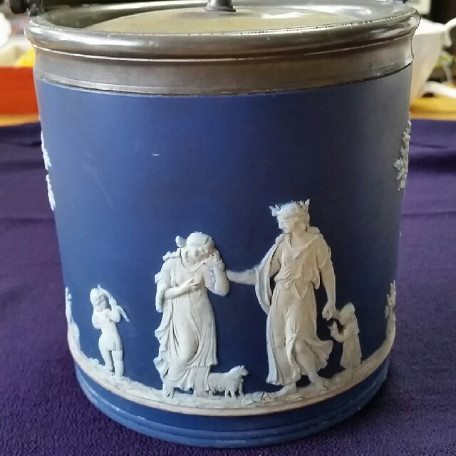 新品本物】 WEDGWOOD - クッキージャー(1850年頃) WEDGWOOD 食器