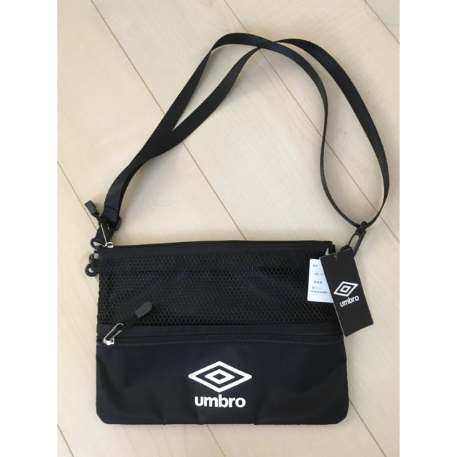 UMBRO(アンブロ)のサコッシュ メンズのバッグ(ショルダーバッグ)の商品写真
