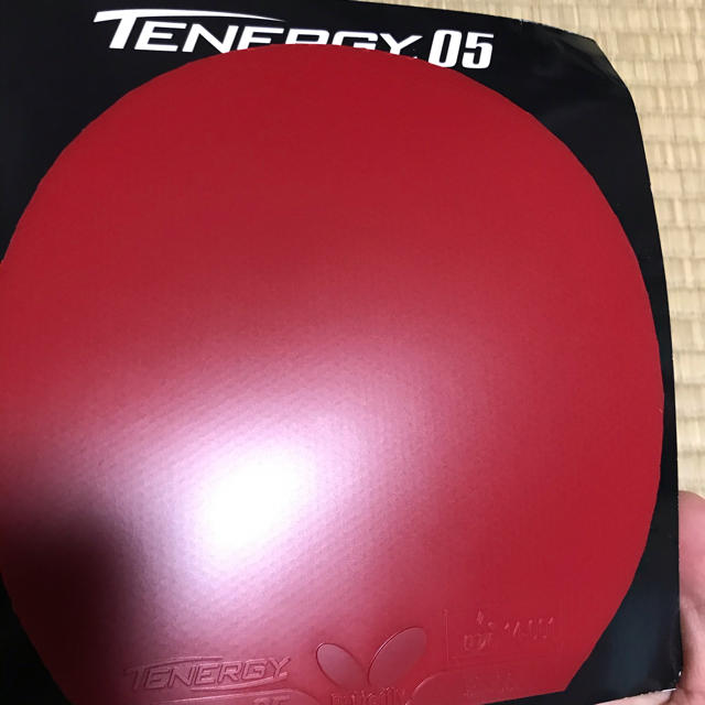 ほぼ未使用　テナジー　05 赤　トクアツ 卓球　ラバー　バタフライ