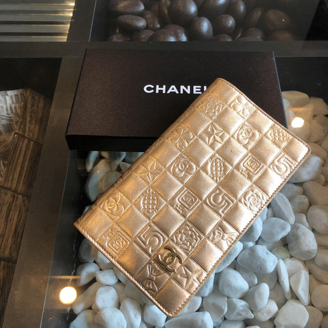 セール通販店 ご専用です♡CHANEL 長財布 アイコン ゴールド ...