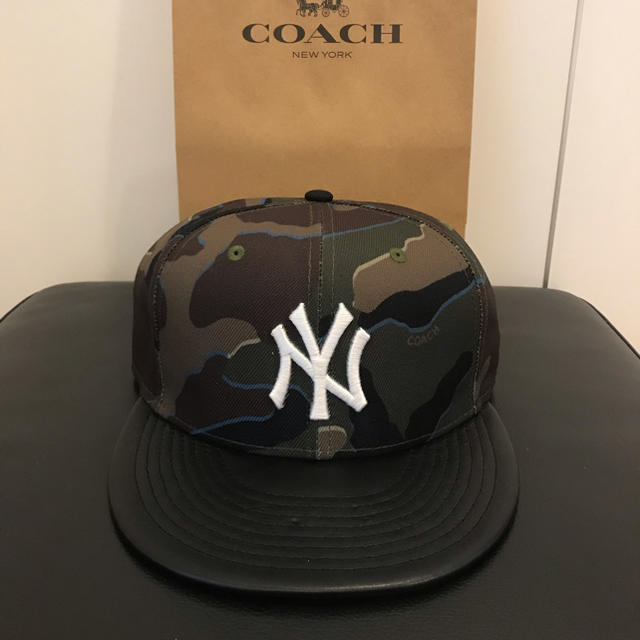 COACH(コーチ)のcoach×ニューエラ×Yankees トリプルネーム 新品 メンズの帽子(キャップ)の商品写真