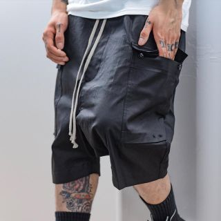 Rick Owens(サルエルパンツ ・ ホワイト/白色系)のフリマ Rick Owens(サルエルパンツ ・ ホワイト/白色系)のフリマ