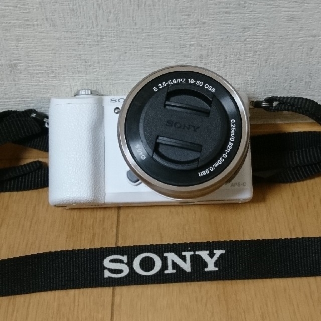 SONY ミラーレス α5100 ILCE-5100L パワーズームレンズキットスマホ/家電/カメラ