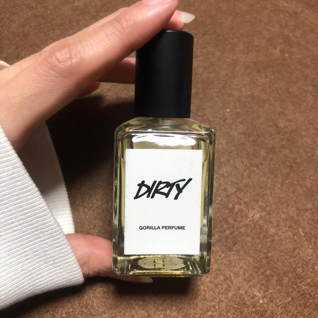 LUSH(ラッシュ)のLUSH DIRTY パフューム ダーティ 香水 30ml コスメ/美容の香水(ユニセックス)の商品写真