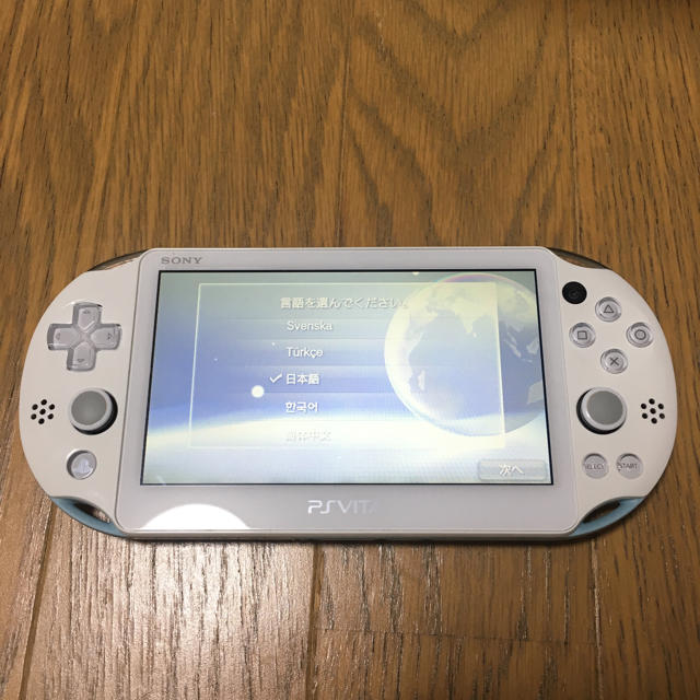 psvita 本体　メモリーカード付き