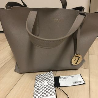 フルラ(Furla)のフルラ  トートバッグ　サリー　Ｓ サッビア(ハンドバッグ)