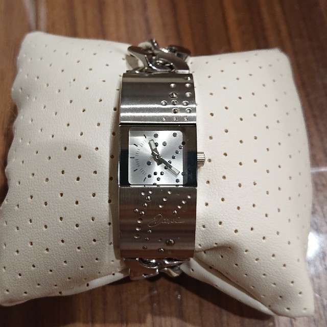 DIESEL(ディーゼル)のDIESEL DZ5197 時計 ブレスレットタイプ レディースのファッション小物(腕時計)の商品写真