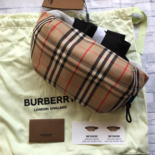 BURBERRY - 新品 未使用 Burberry ミディアム ヴィンテージチェック バムバッグ