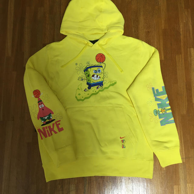 海外限定　Nike Kyrie Irving Sponge Bob パーカー