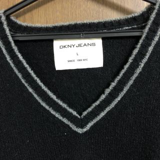 ダナキャランニューヨーク(DKNY)の値下❗️DKNY JEANSメンズニットL 未使用【2000円】送料込(ニット/セーター)