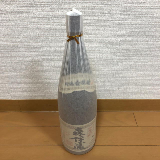 森伊蔵　1800ml 食品/飲料/酒の酒(焼酎)の商品写真