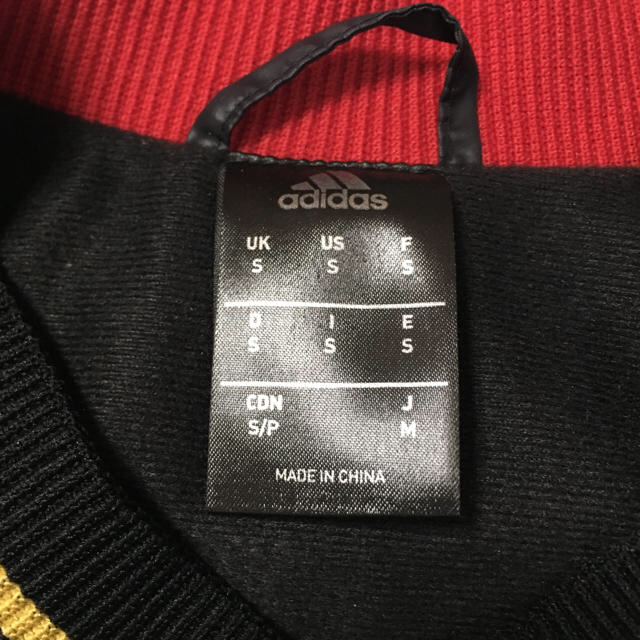 adidas(アディダス)のアディダスウインドブレーカーM スポーツ/アウトドアの野球(ウェア)の商品写真