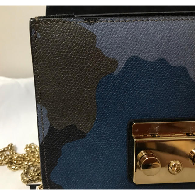 Furla(フルラ)のFURLA メトロポリス カモフラージュ 送料込み レディースのバッグ(ショルダーバッグ)の商品写真