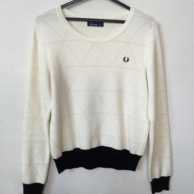 FRED PERRY(フレッドペリー)のフレッドペリー セーター 美品 レディースのトップス(ニット/セーター)の商品写真