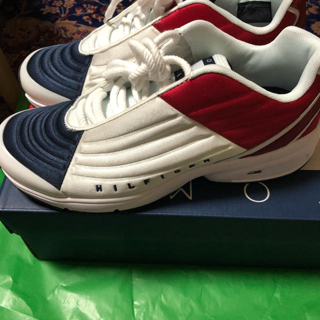 TOMMY HILFIGER(トミーヒルフィガー)のTOMMY JEANS カプセルコレクション6.0 スニーカー メンズの靴/シューズ(スニーカー)の商品写真